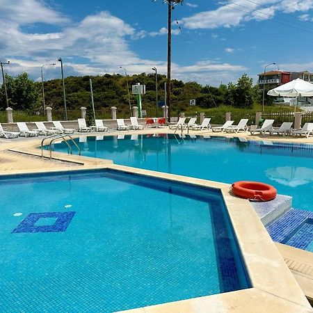 Hotel Palmera サルティ エクステリア 写真